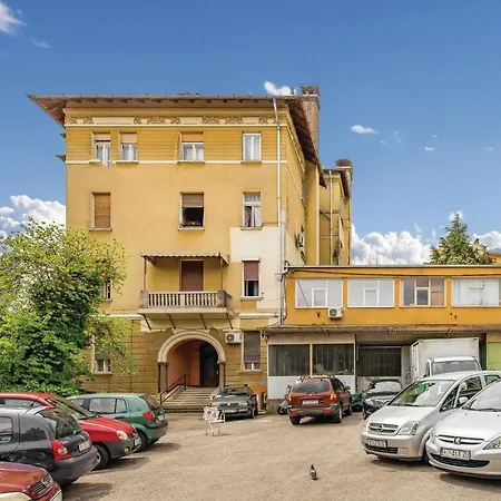 Apartment Beautiful In With 1 Bedrooms And Wifi *